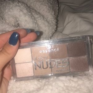 Essence All about Nudes Eyeshadow Palette